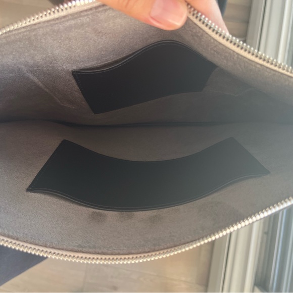 Will’s Vegan Store Large Essential Flat Pouch - Picture 7 of 7